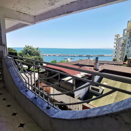 Apartman Lazur Seaview