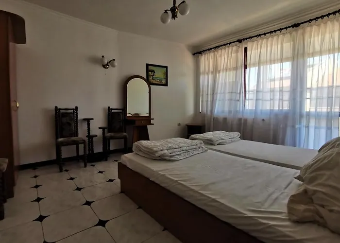 Lazur Seaview * Pomorie